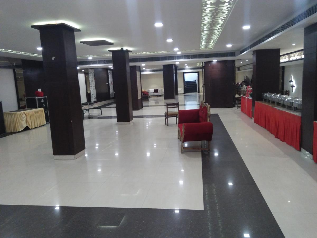 Hotel Aroma Inn Sirsa 외부 사진